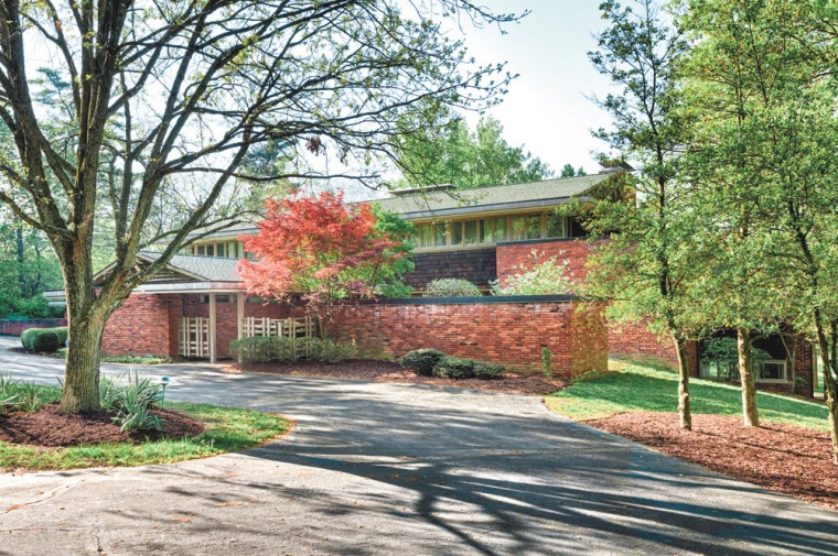 lips-showHouse_0713.jpg